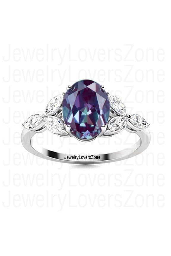 Oval Cut Alexandrite Engagement Ring Color-Change Gem 925 Sterling Silver Ring Handmade Jewelry for Valentine Day Black Vermeil 12