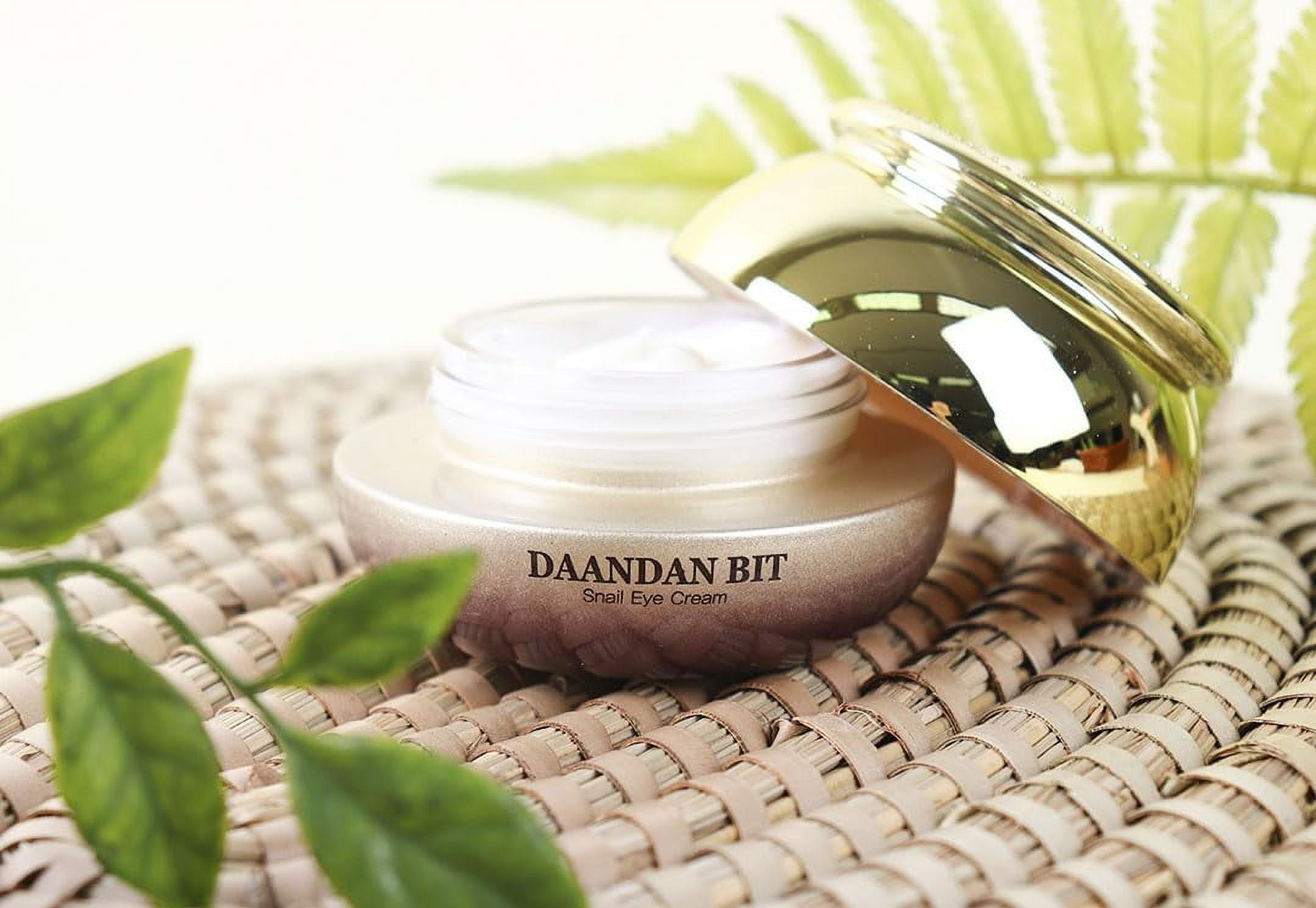 Jigott Daandanbit Snail STF9 Eye Cream 1.69 FL OZ/ 50ml