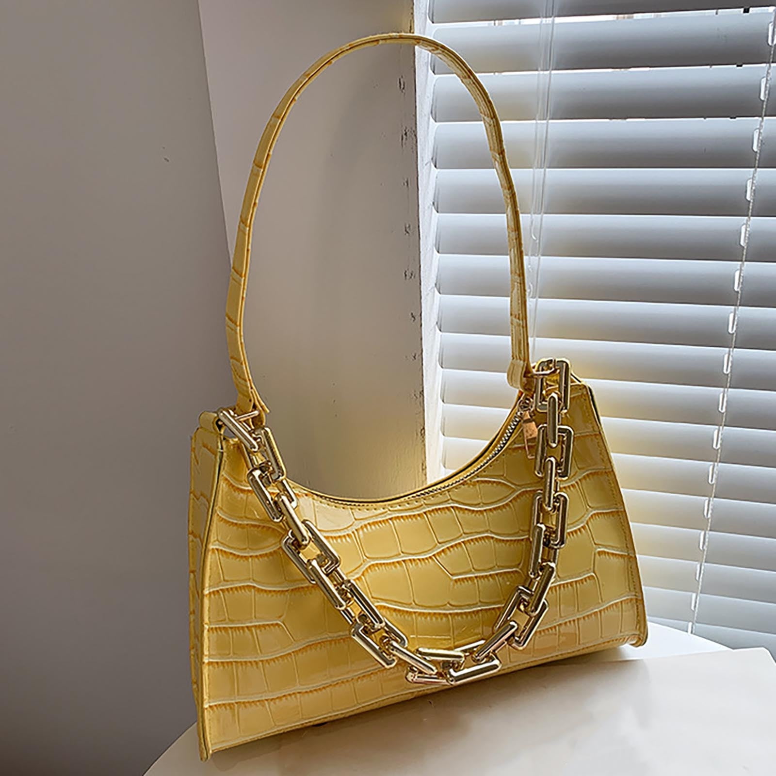 Single Shoulder Large Capacity Crossbody Bag