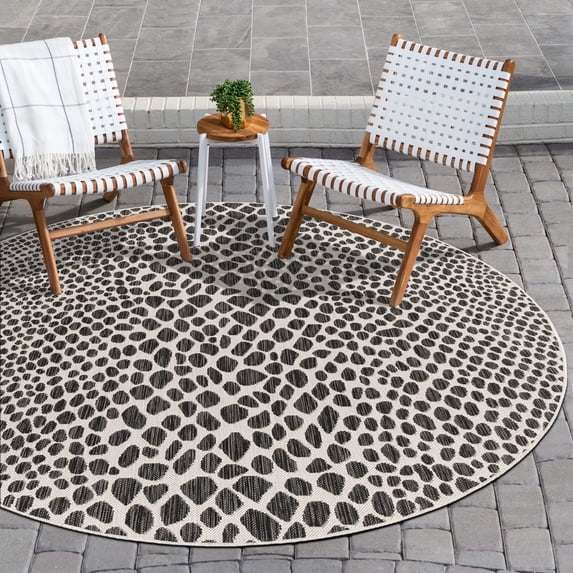 Jill Zarin Outdoor Collection Area Rug - Cape Town (13' 1" Round Black/Ivory)