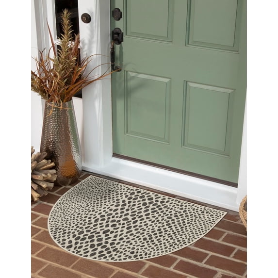 Jill Zarin Outdoor Collection Area Rug - Cape Town (2' 7" x 4' 1" Hearth Black/Ivory)