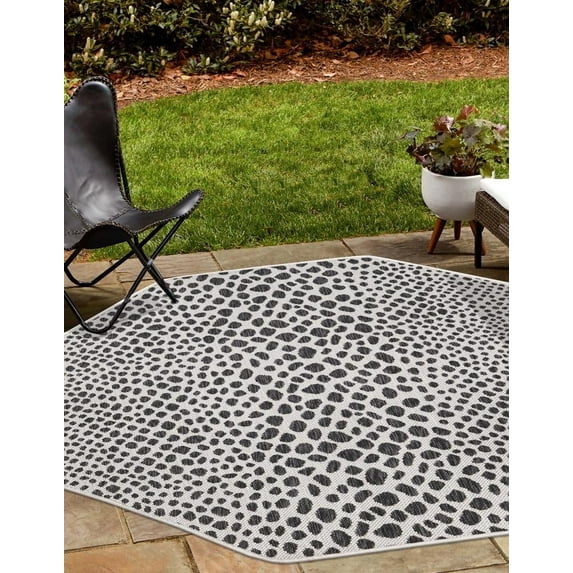 Jill Zarin Outdoor Collection Area Rug - Cape Town (4' 1" Octagon Black/Ivory)