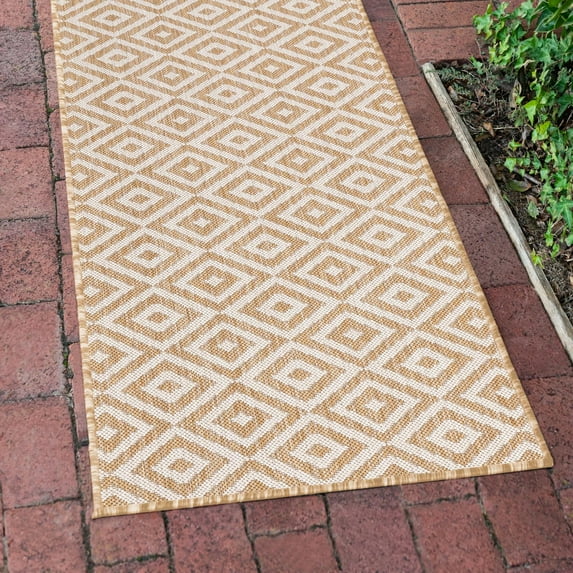 Jill Zarin Outdoor Collection Area Rug - Costa Rica (2' x 8' Runner Beige/Cream)