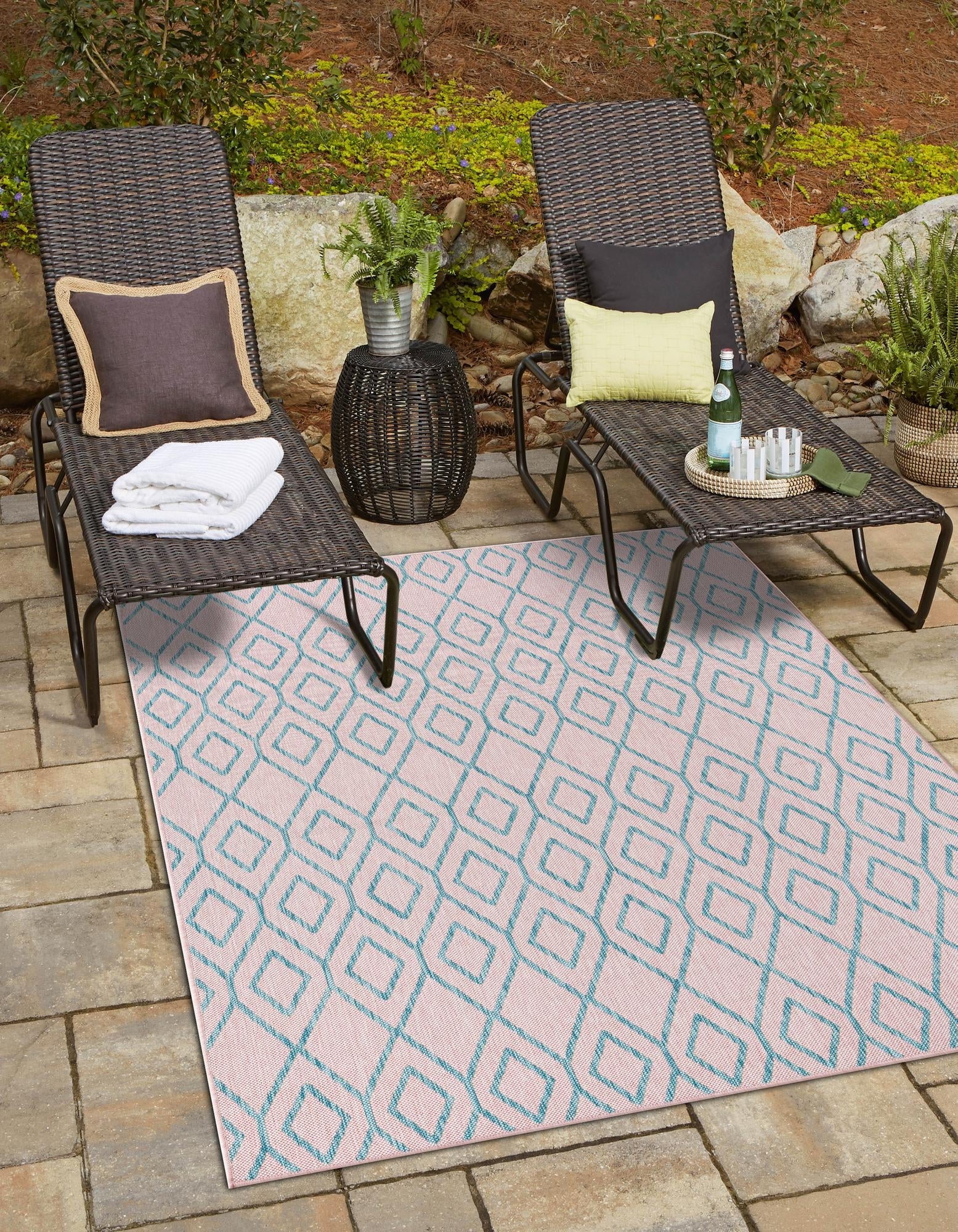 Pink and Aqua Geometric Synthetic Outdoor Area Rug, 8' x 10'