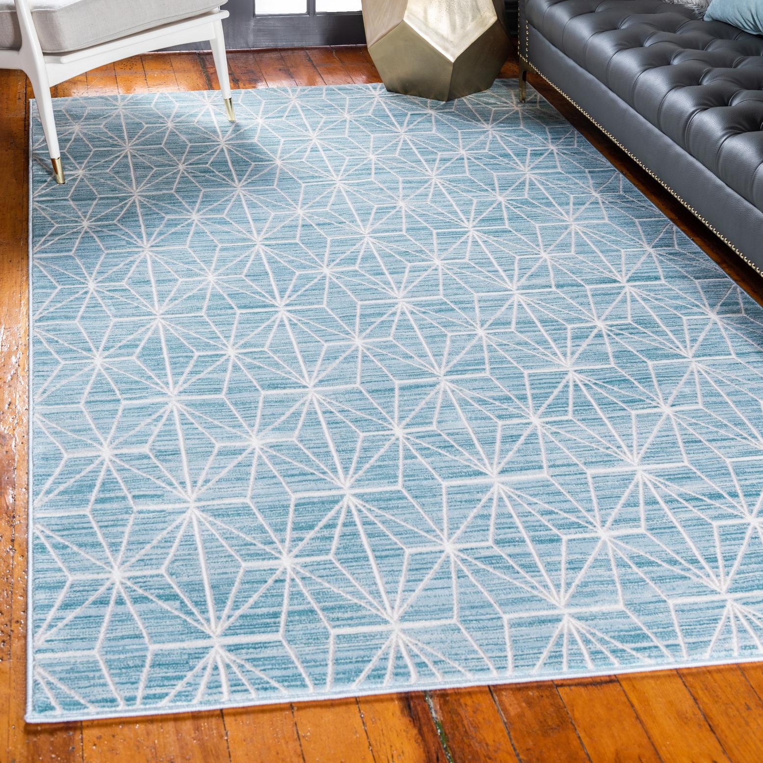 4' x 6' Blue Geometric Synthetic Easy Care Rug