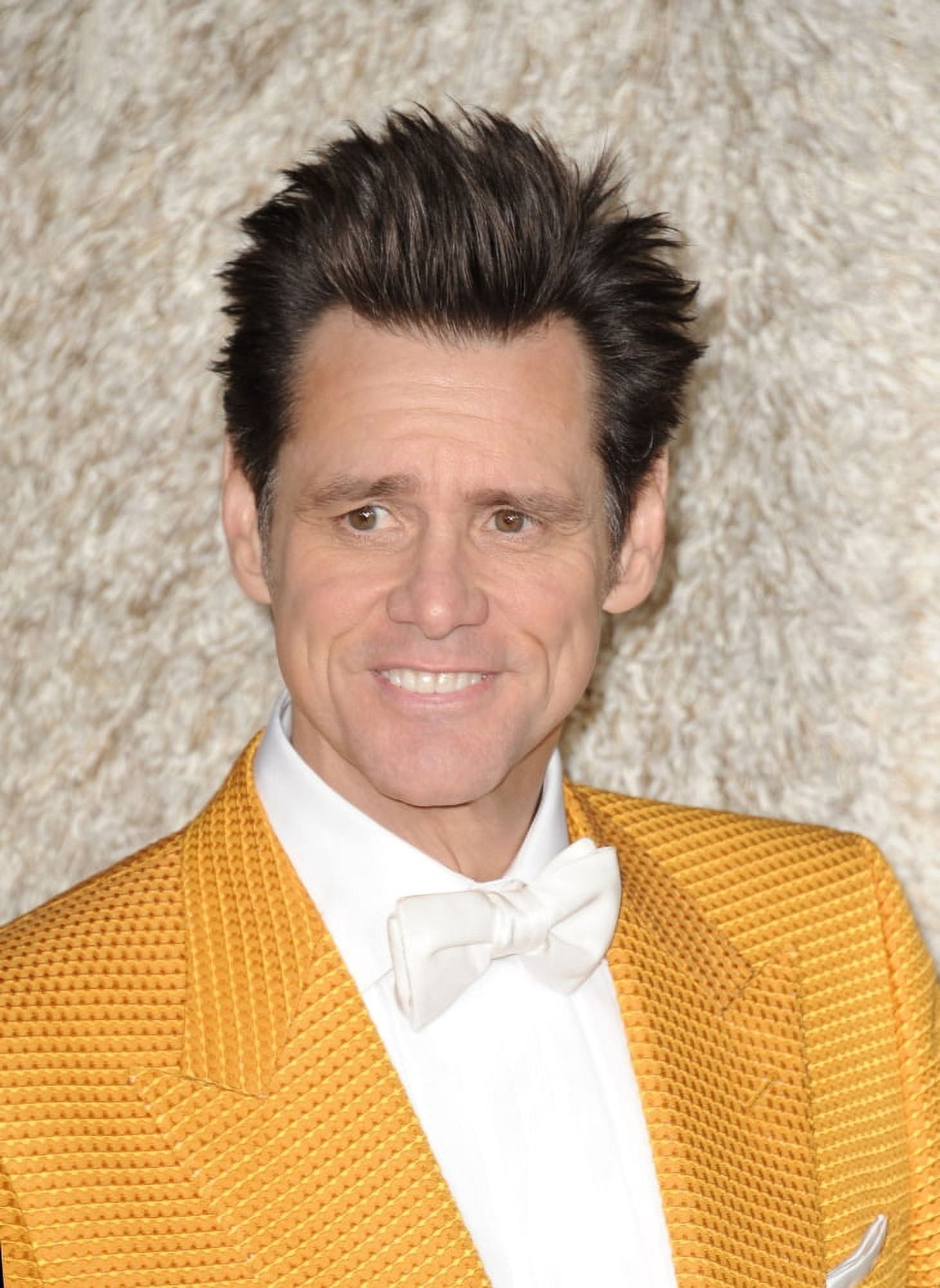 Jim Carrey At Arrivals For Dumb And Dumber To Premiere Canvas Art - (16 x 20)