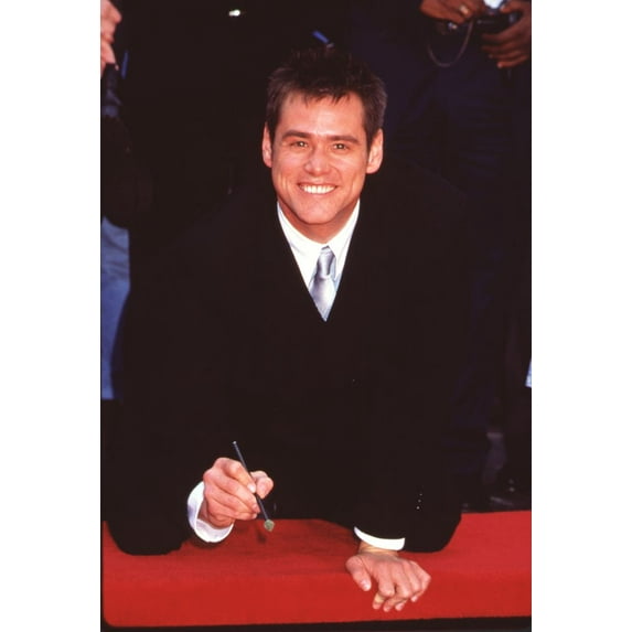 Jim Carrey Ready To Sigh Foot & Hand Prints Photo Print (16 x 20) - Item # CPA1066