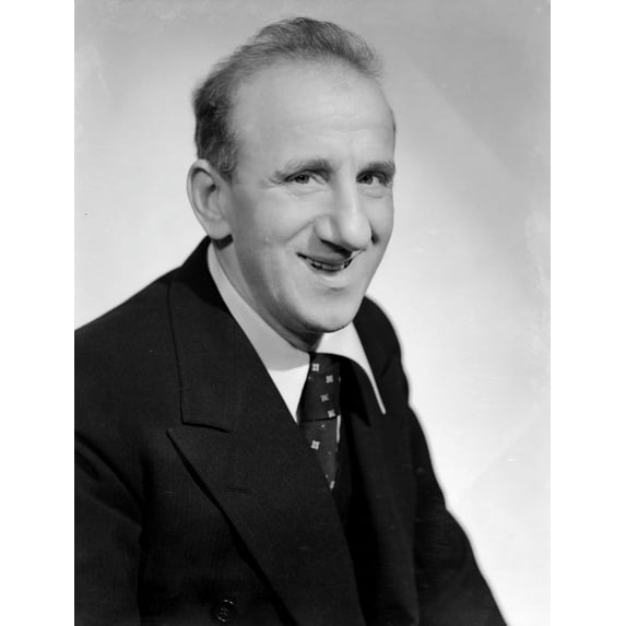 Jimmy Durante Photo Print (24 x 30)