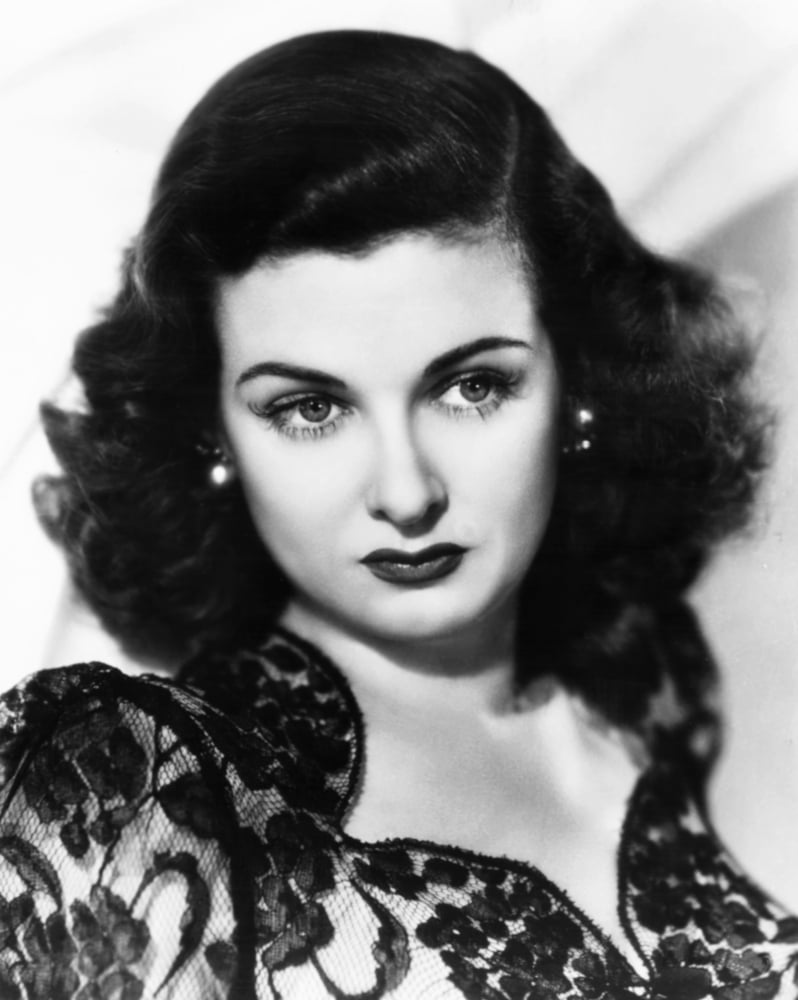Joan Bennet Canvas Art - (16 x 20)