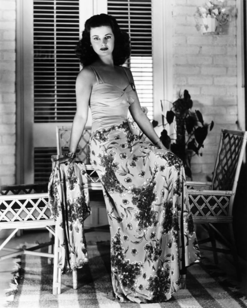 Joan Bennett Canvas Art - (16 x 20)