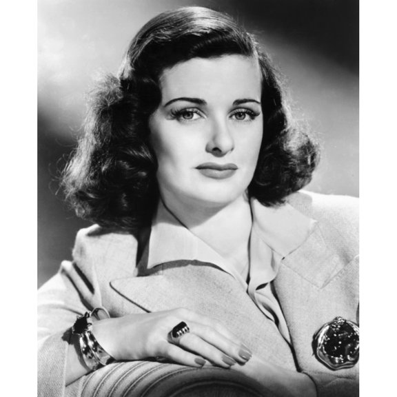 Joan Bennett Early 1940S Photo Print (8 x 10)