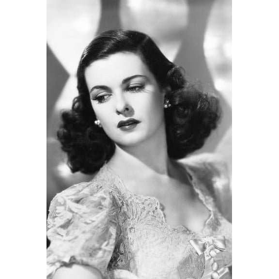 Joan Bennett Glamour Pose B&w 24x36 Poster