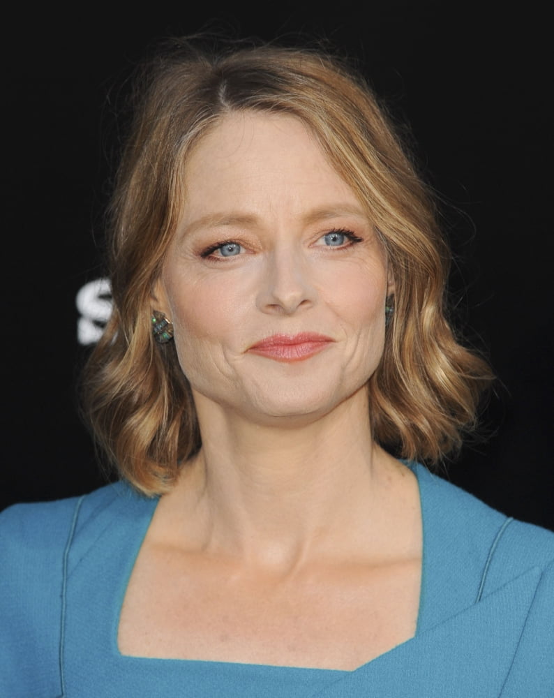 Jodie Foster At Arrivals For Elysium Premiere Canvas Art - (16 x 20)