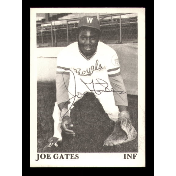 Joe Gates Autographed 1975 TCMA Rookie Card Waterloo Royals SKU #231536