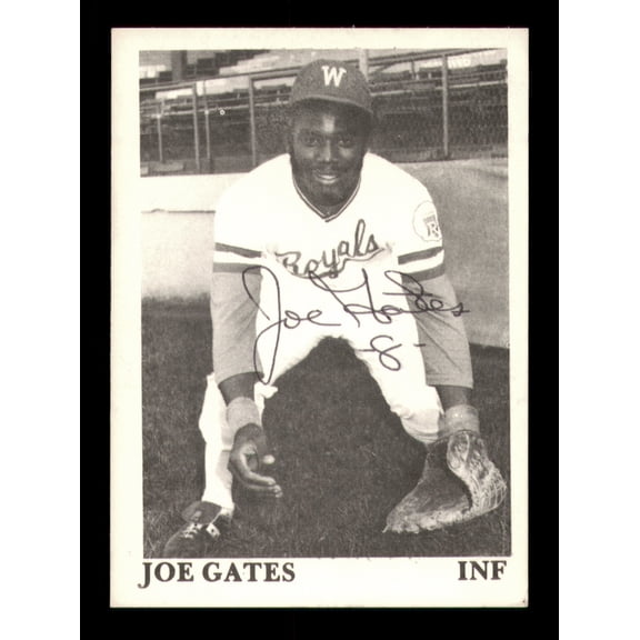 Joe Gates Autographed 1975 TCMA Rookie Card Waterloo Royals SKU #231537