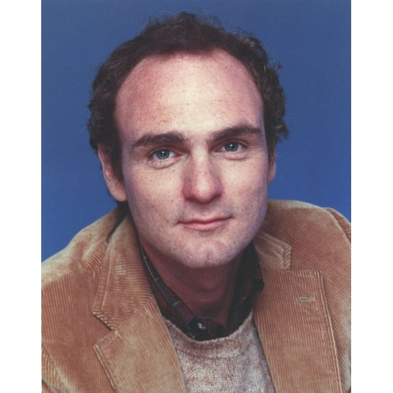Joe Regalbuto Close Up Portrait Photo Print (8 x 10)