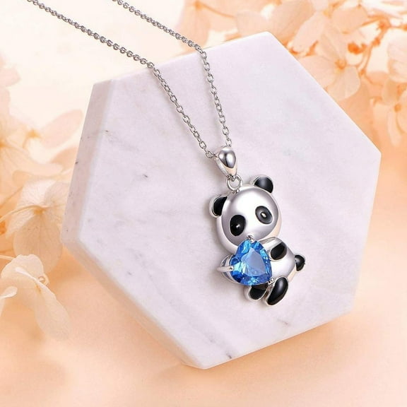 Joernso Pendant Necklace Panda Embrace Heart Exquisite Jewelry Cartoon Animal Necklace for Daily Wear