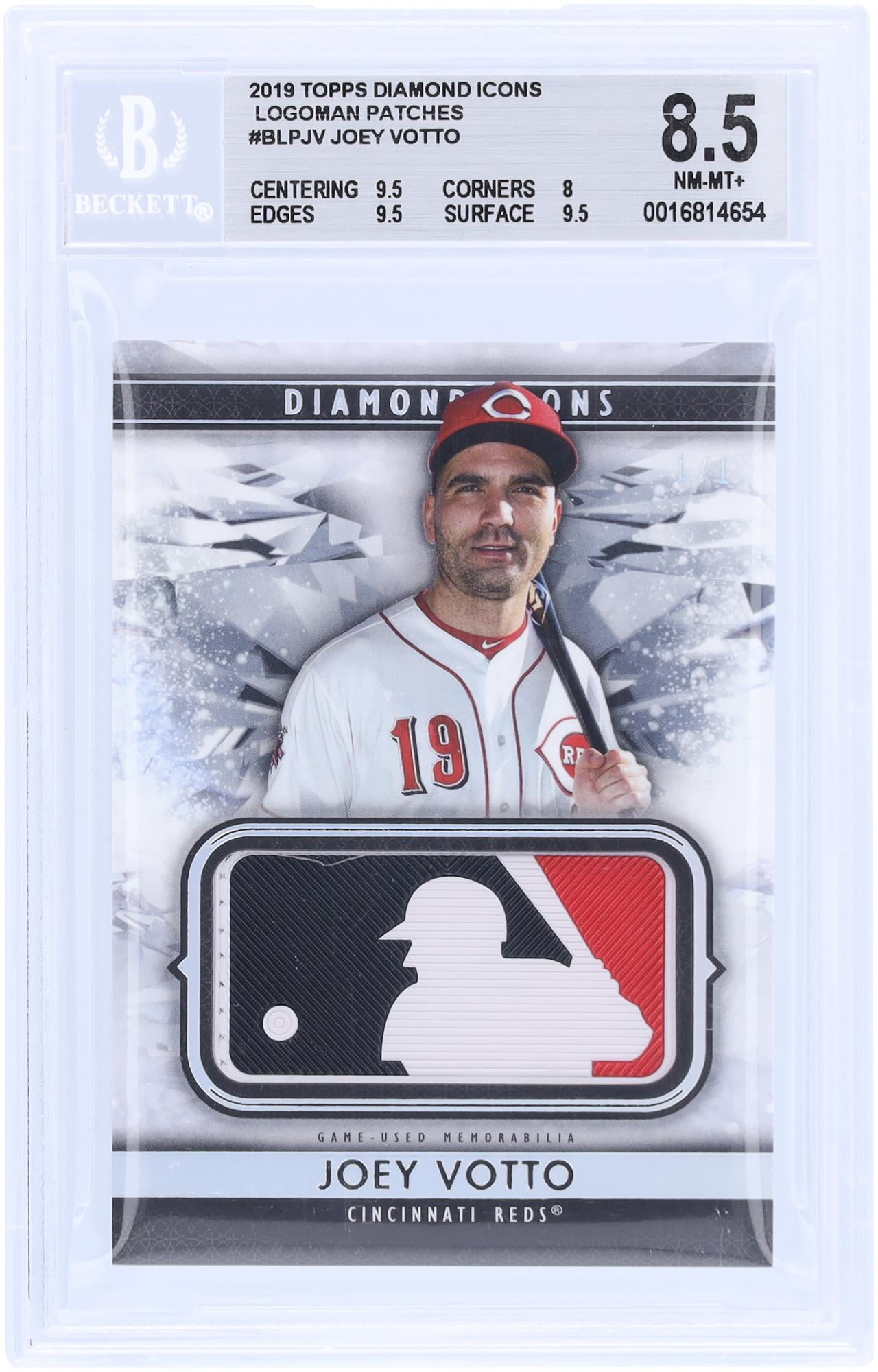 Cincinnati Reds Collectibles in Cincinnati Reds Team Shop