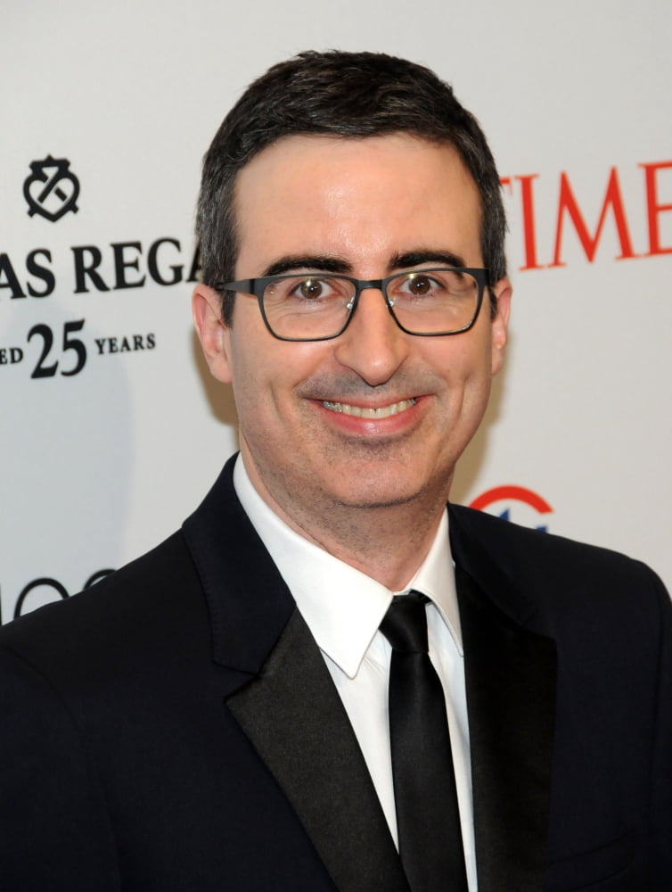 John Oliver At Arrivals For Time 100 Gala Dinner 2015 Canvas Art - (16 x 20)