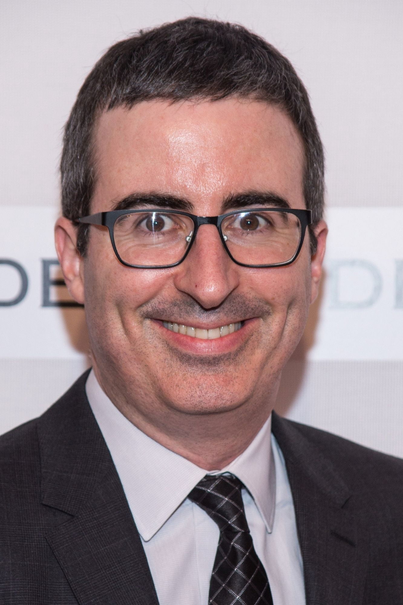 John Oliver At Arrivals For Tribeca Talks Storytellers Tom Hanks With John Oliver Canvas Art -  (16 x 20)