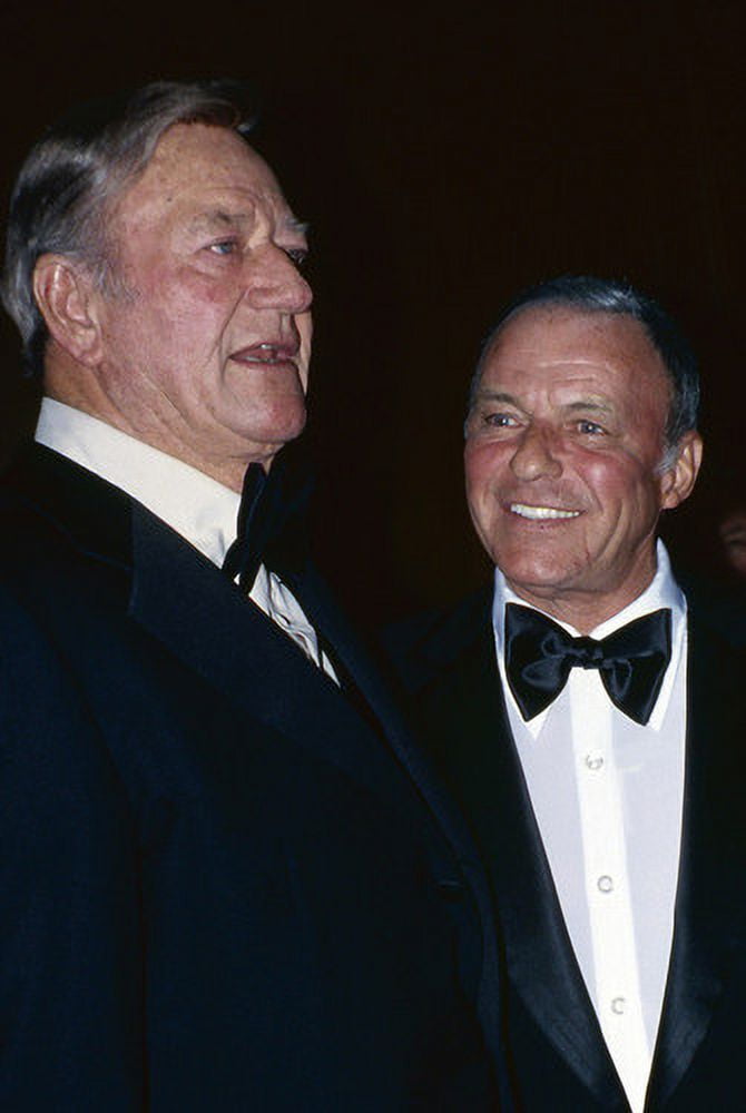 John Wayne and frank sinatra candid with Frank Sinatra two legends ...