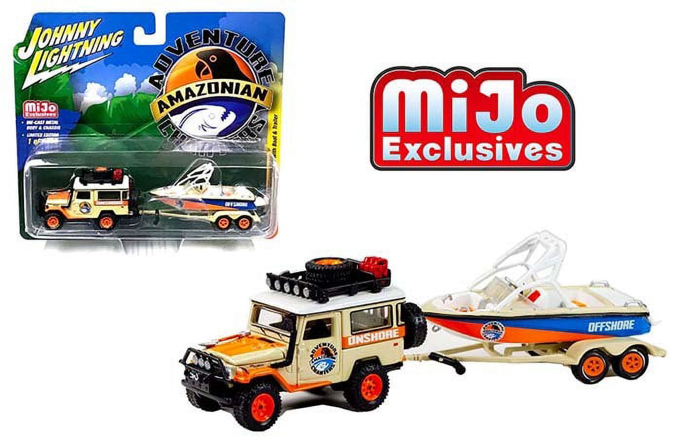 Johnny Lightning 1980 Toyota Land Cruiser with Boat and