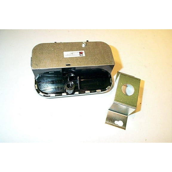 Johnson Controls P32AC-8 - .05/5"WC DIFF PRESSURE CTRL for HVAC Systems