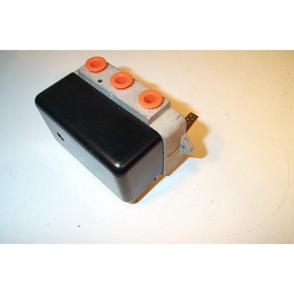 Johnson Controls V-9502-15 - V-3000 Positioner Less Spring for Precise Valve Control