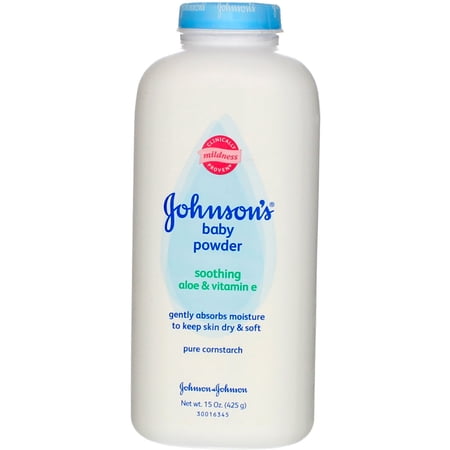 Johnson's Baby Powder, Naturally Derived Cornstarch with Aloe & Vitamin E for Delicate Skin, Hypoallergenic and Free of Parabens, Phthalates, and Dyes for Gentle Baby Skin Care, 15 oz