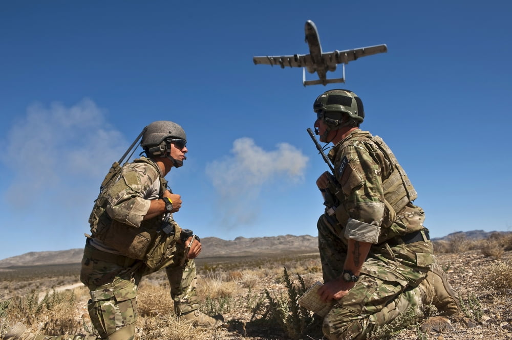 Joint Terminal Attack Controllers call in for an A-10 Thunderbolt II Canvas Art - Stocktrek Images (35 x 23)