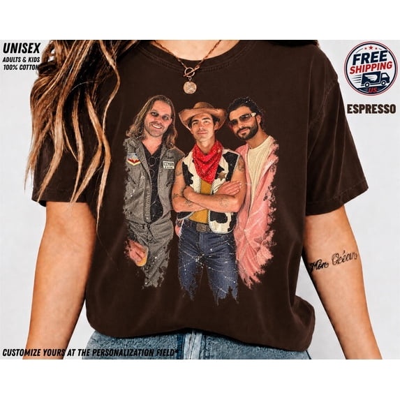 Jonas Brothers Halloween Cowboy Band Adults T-shirt, Retro Spooky Season Fan Shirt,Black Color,Size XL