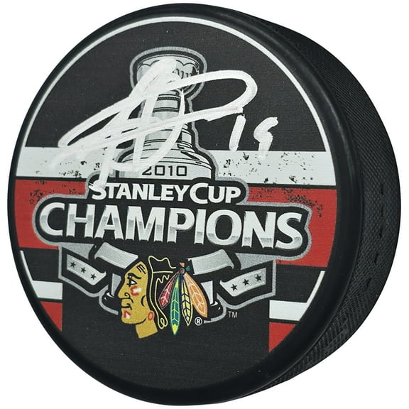 Jonathan Toews Autographed Official 2010 Stanley Cup Champions Chicago Blackhawks Logo Hockey Puck Beckett BAS Witness 250563
