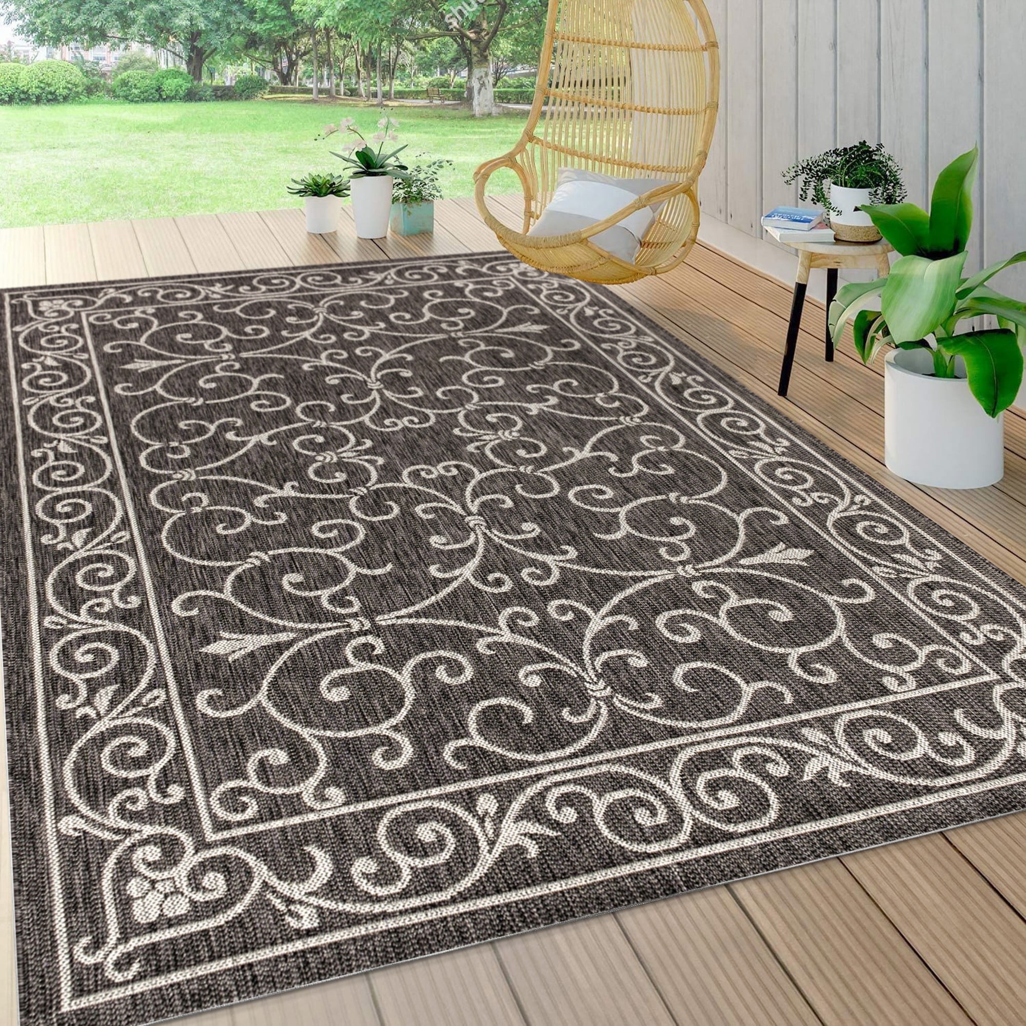 Charleston Black and Gray Filigree 9' x 12' Indoor/Outdoor Area Rug