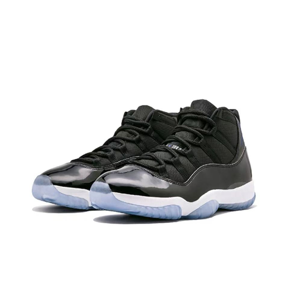 jor sports shoes price