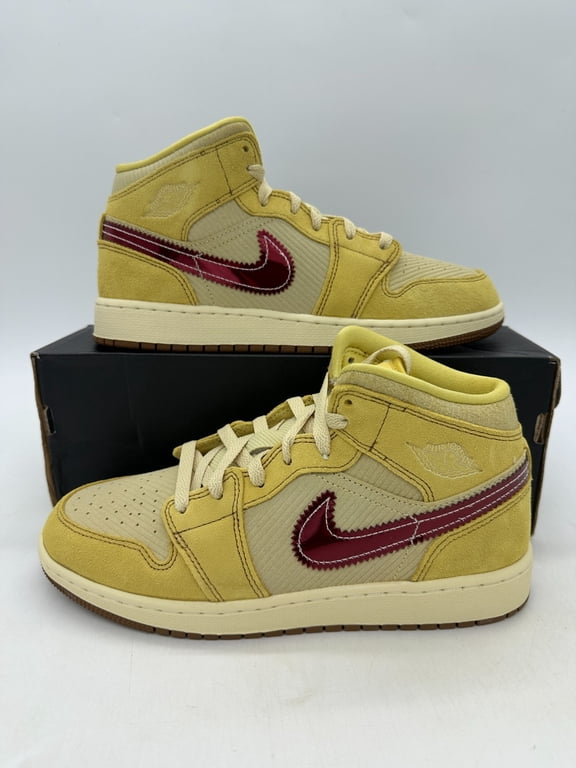 1 Mid SE Youth Size 7 Women's Size 8.5 Yellow Athletic Shoes IB7405 700