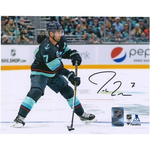 Jordan Eberle Seattle Kraken Autographed 8" x 10" Navy Skating Photograph - Fanatics Authentic Certified
