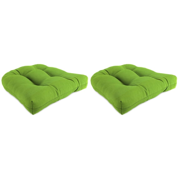 Jordan Manufacturing 18" x 18" Veranda Citrus Green Solid Square Tufted Contoured Outdoor Wicker Seat Cushion (2 Pack)