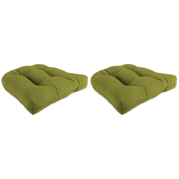 Jordan Manufacturing 18" x 18" Veranda Kiwi Green Solid Square Tufted Contoured Outdoor Wicker Seat Cushion (2 Pack)