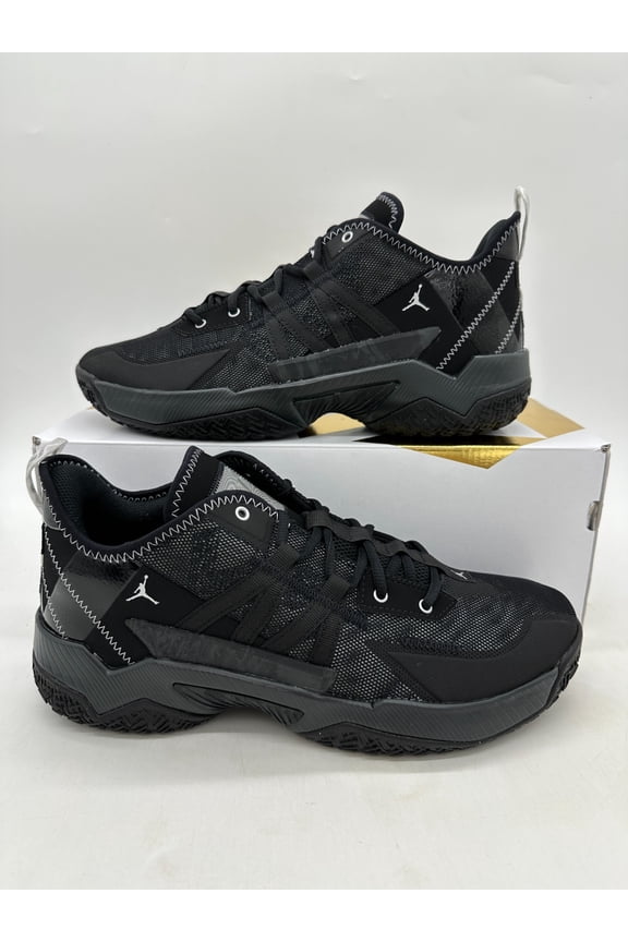 One Take 2 Men's Size 11 Triple Black Basketball Shoes CW2457 001