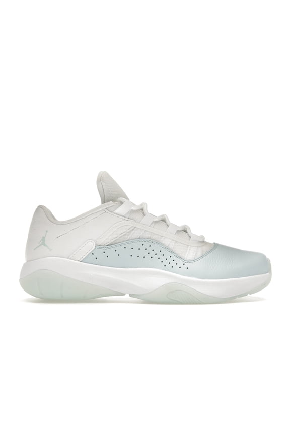 Women's 11 CMFT Low Igloo Shoes, from StockX