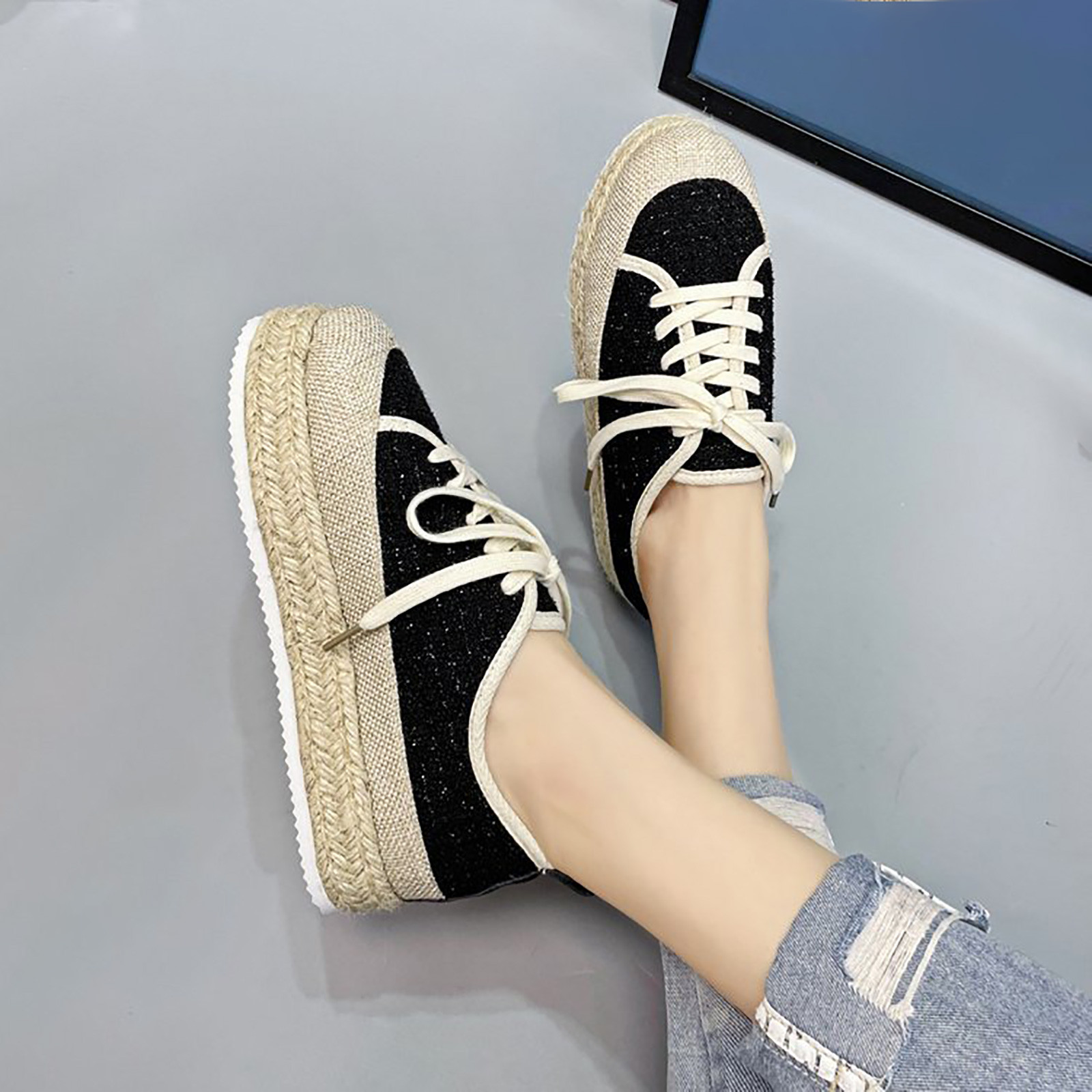 mens walking shoes clearance