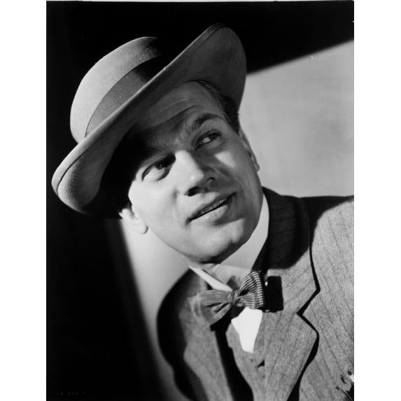 Joseph Cotten Photo Print (8 x 10)
