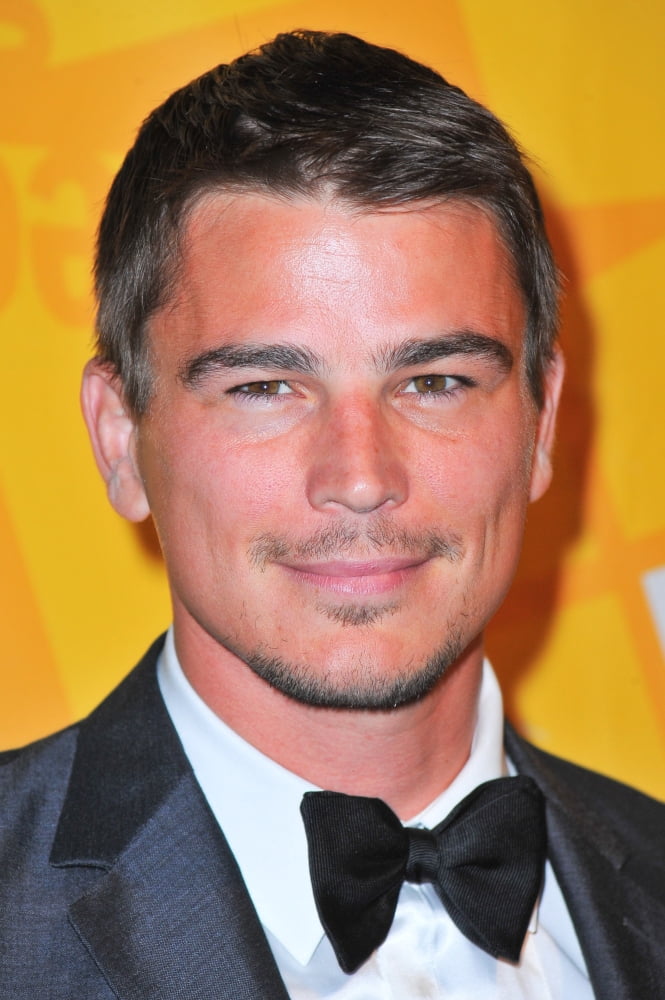 Josh Hartnett At Arrivals For El Museo Del Barrio Gala Canvas Art - (16 x 20)