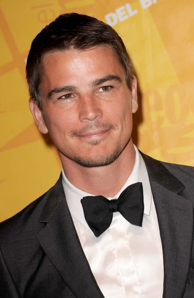 Josh Hartnett At Arrivals For El Museo Del Barrio Gala Canvas Art - (16 x 20)