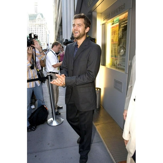 Joshua Jackson At Arrivals For Dedication Or The Stuff Of Dreams Opening Night, 59E59 Theaters, New York, Ny, August 18, 2005. Photo By Francine DavetaEverett Collection Celebrity