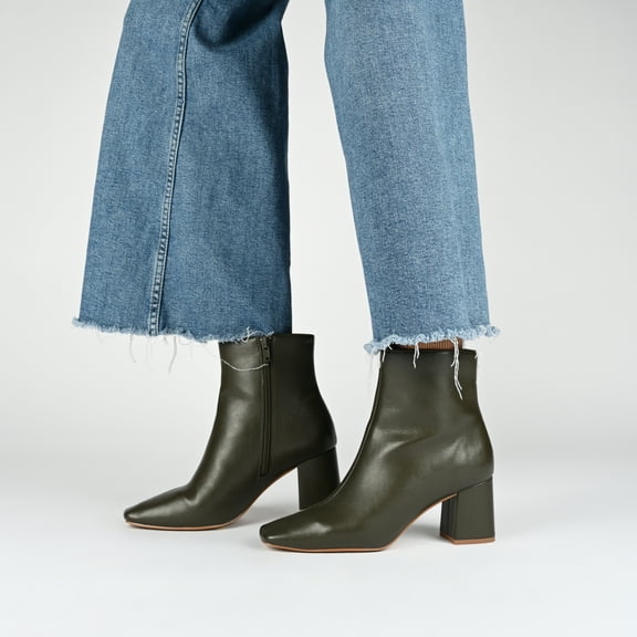 Journee Womens Haylinn Inside Zip Block Heel Booties, Widths Available