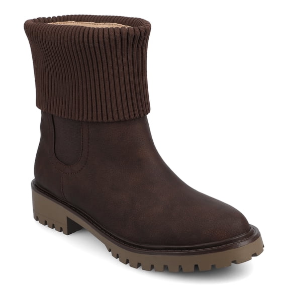 Journee Womens Isabeau Round Toe Block Heel Casual Comfort Chelsea Boots, Widths Available
