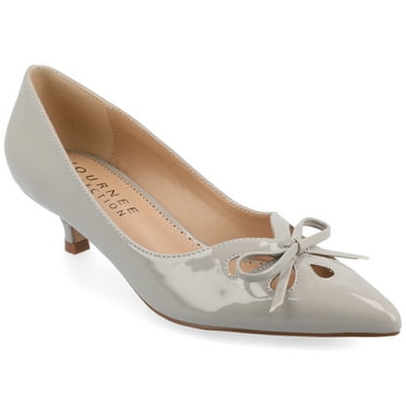 Journee Womens Lutana Pointed Toe Kitten Heel Pumps, Widths Available
