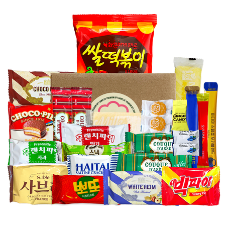 Journey of Asia Korean Snack Box 25 Count - Individually Wrapped Packs of Candy, Snacks, Chips, Cookies. Care Package Gift Box for Kids, Teens, Senior, Friends and Family