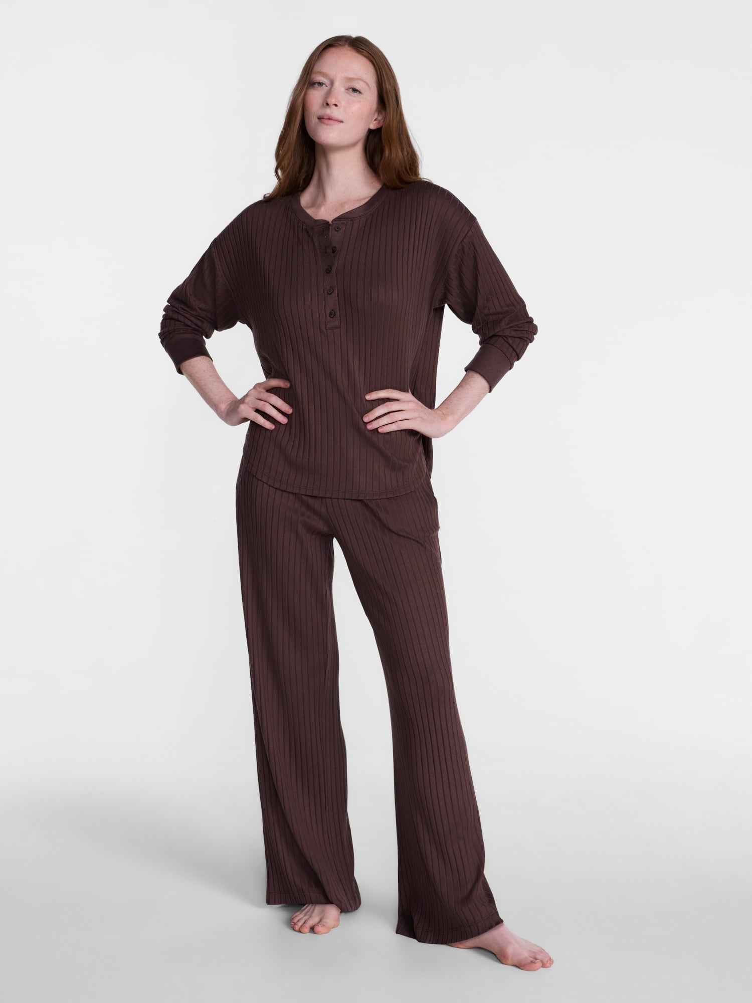 Joyspun Women's Cozy Lounge Collection Hacci Henley Top and Pants